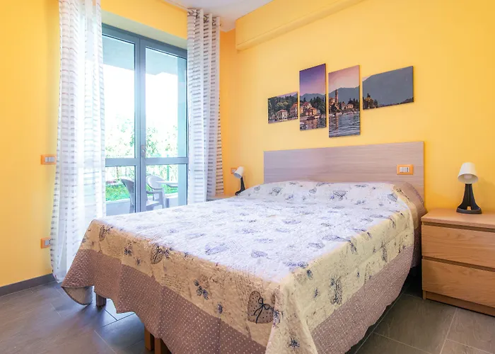 Casa Livio - And Гостевой дом Комо